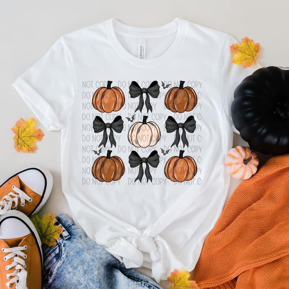 Pumpkins with bows