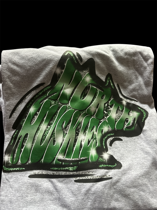 North Huskies head gildan softstyle